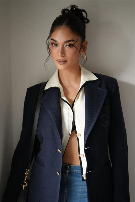 pia wurtzbach fashion designer